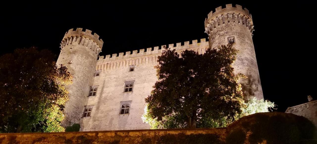 Villa Casa Paolina Nel Centro Di Bracciano Exterior foto